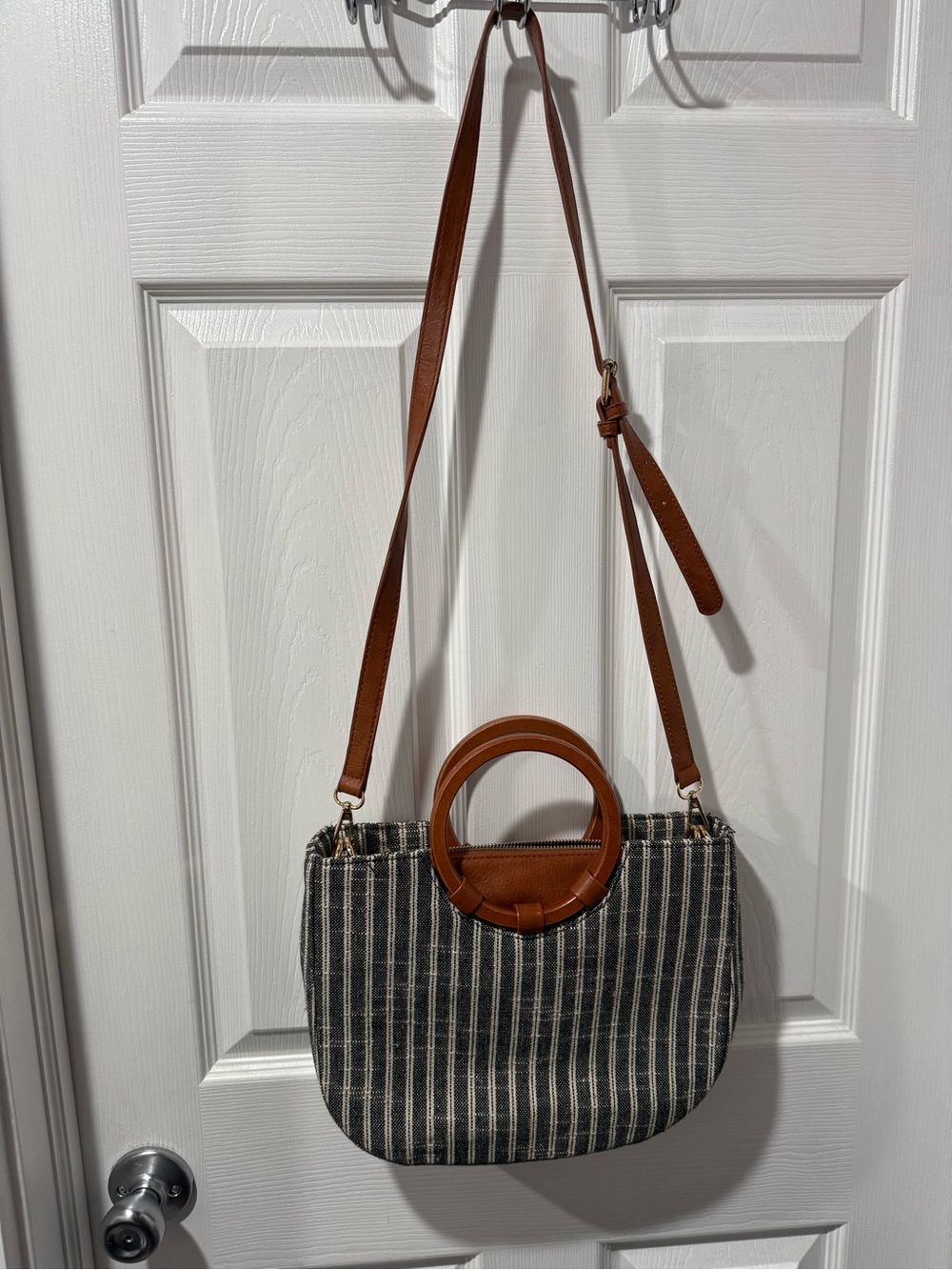 Antik Kraft Black & Tan Striped Shoulder Bag 2 purses in one - Picture 9 of 14